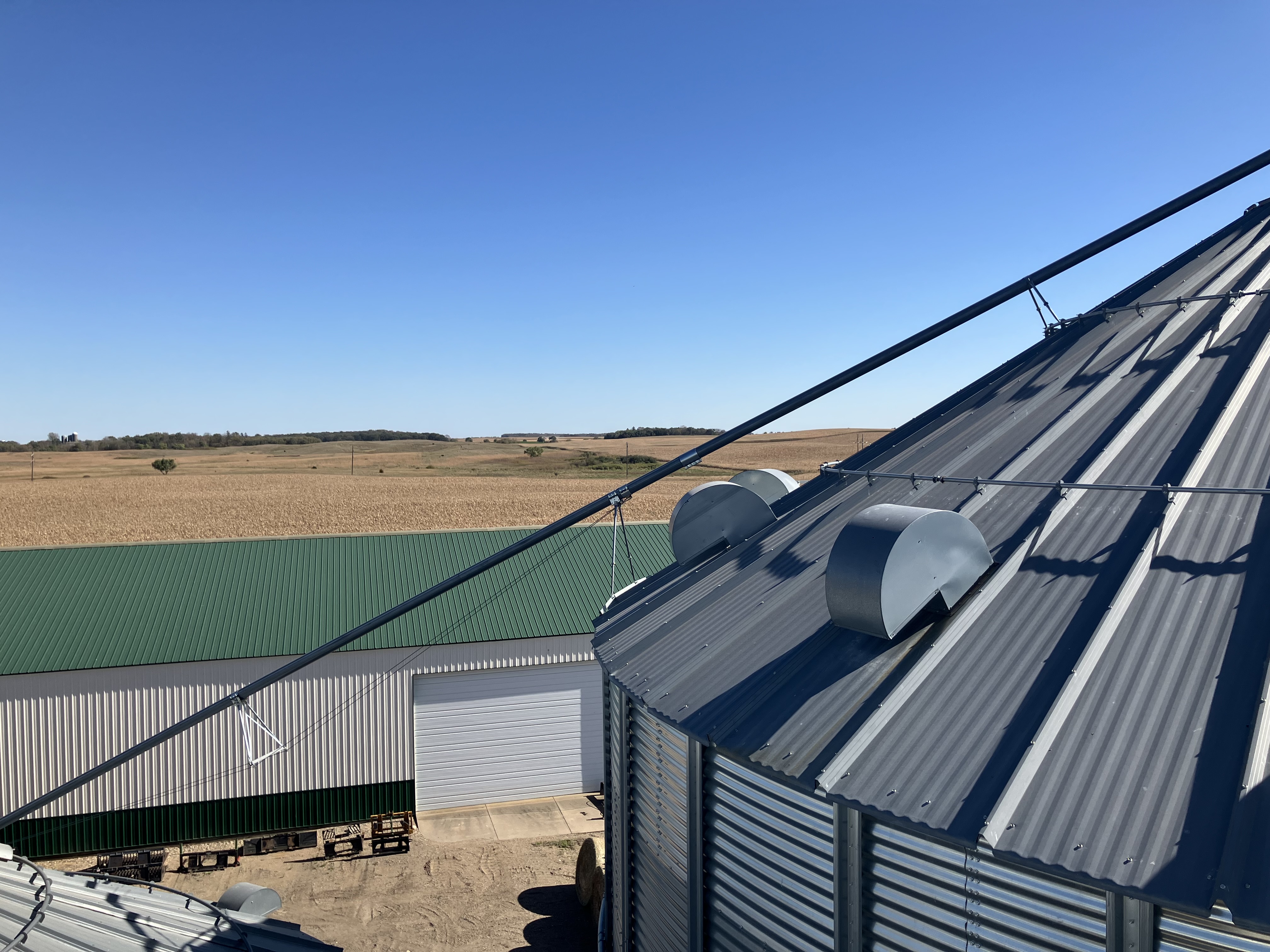 Fan Corn Do you really need fans and vents on your Grain Bin? - Agri-Systems, Inc.